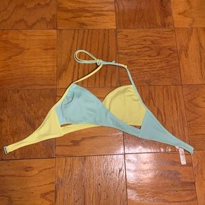💕💕PINK Victoria’s Secret VS bikini top💕EUC💕💕